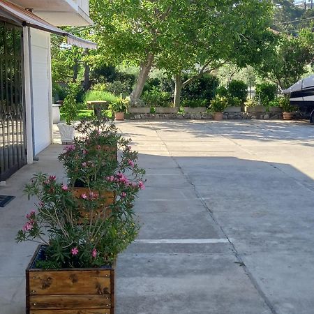 Apartment-Rooms Preka Palit Luaran gambar