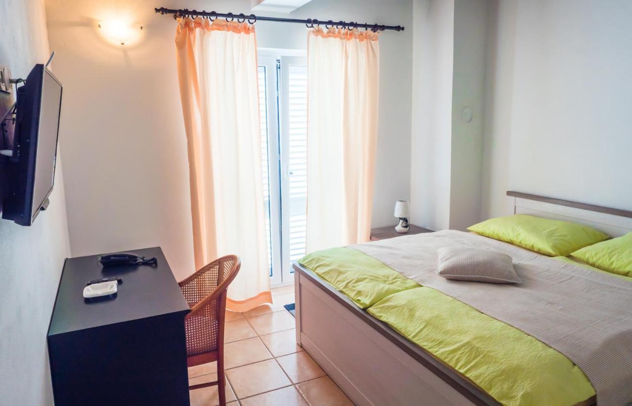 Apartment-Rooms Preka Palit Luaran gambar