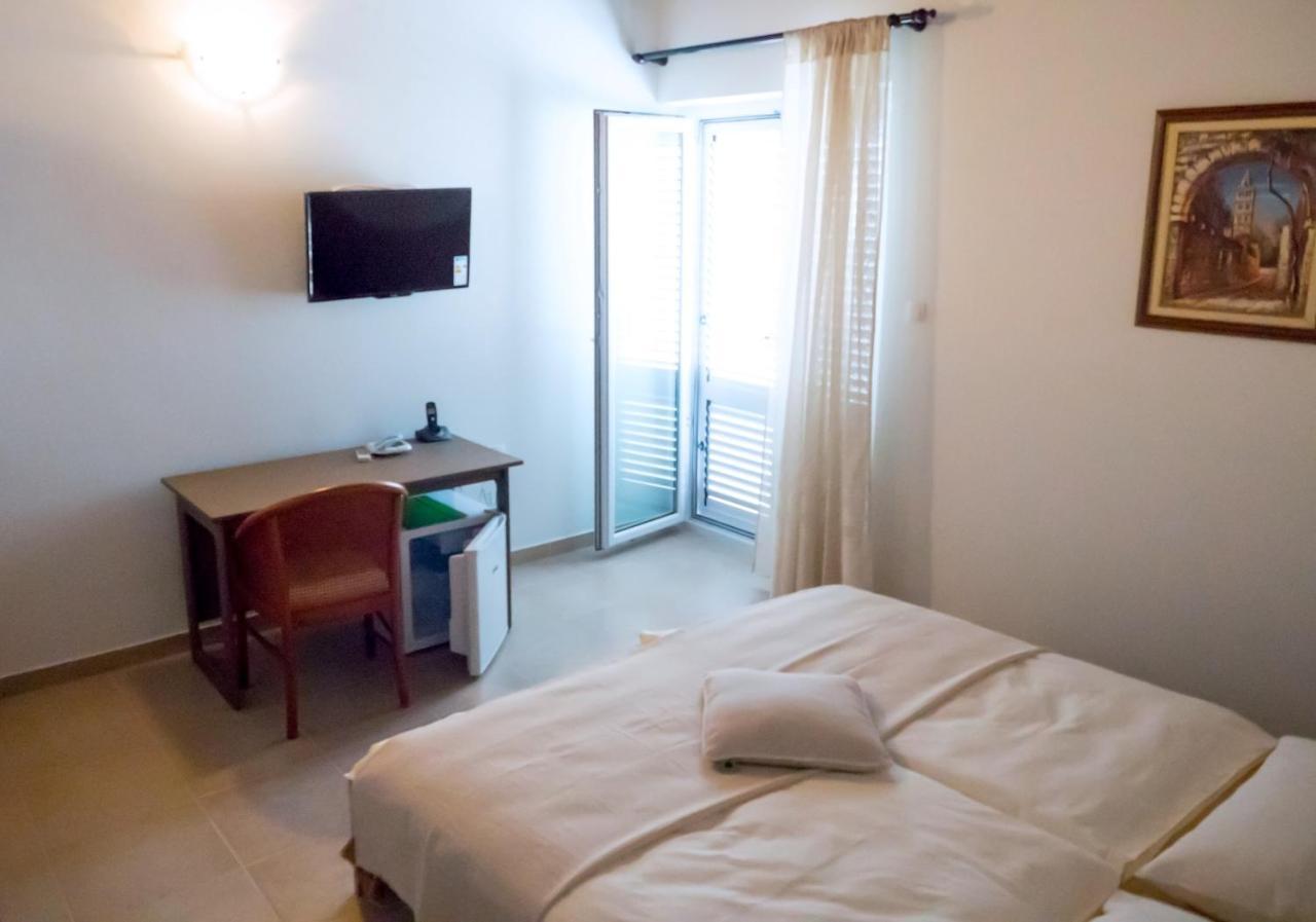 Apartment-Rooms Preka Palit Luaran gambar