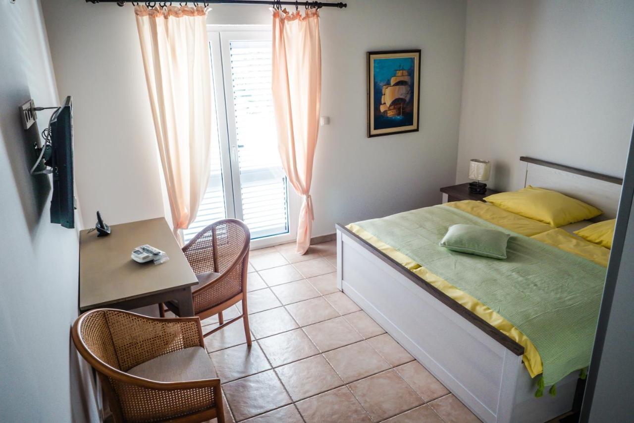 Apartment-Rooms Preka Palit Luaran gambar