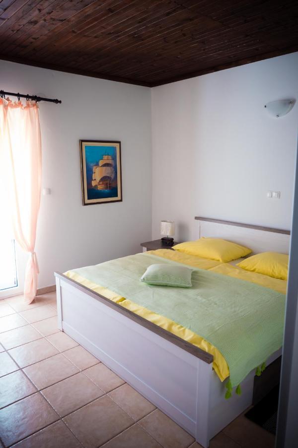 Apartment-Rooms Preka Palit Luaran gambar