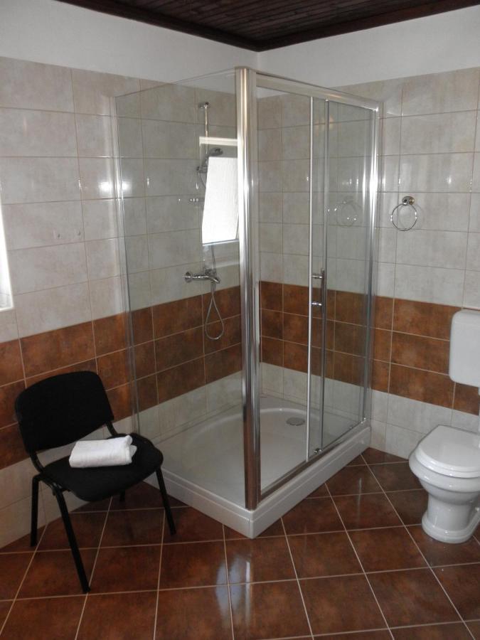 Apartment-Rooms Preka Palit Luaran gambar
